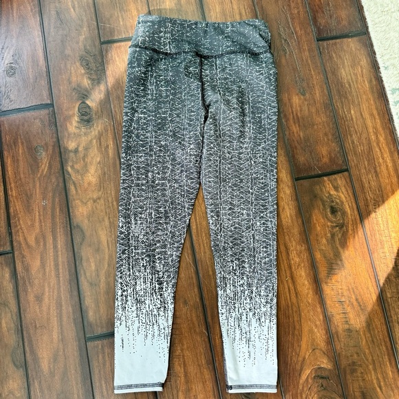 Evolution and Creation Black White Leggings - Picture 3 of 6